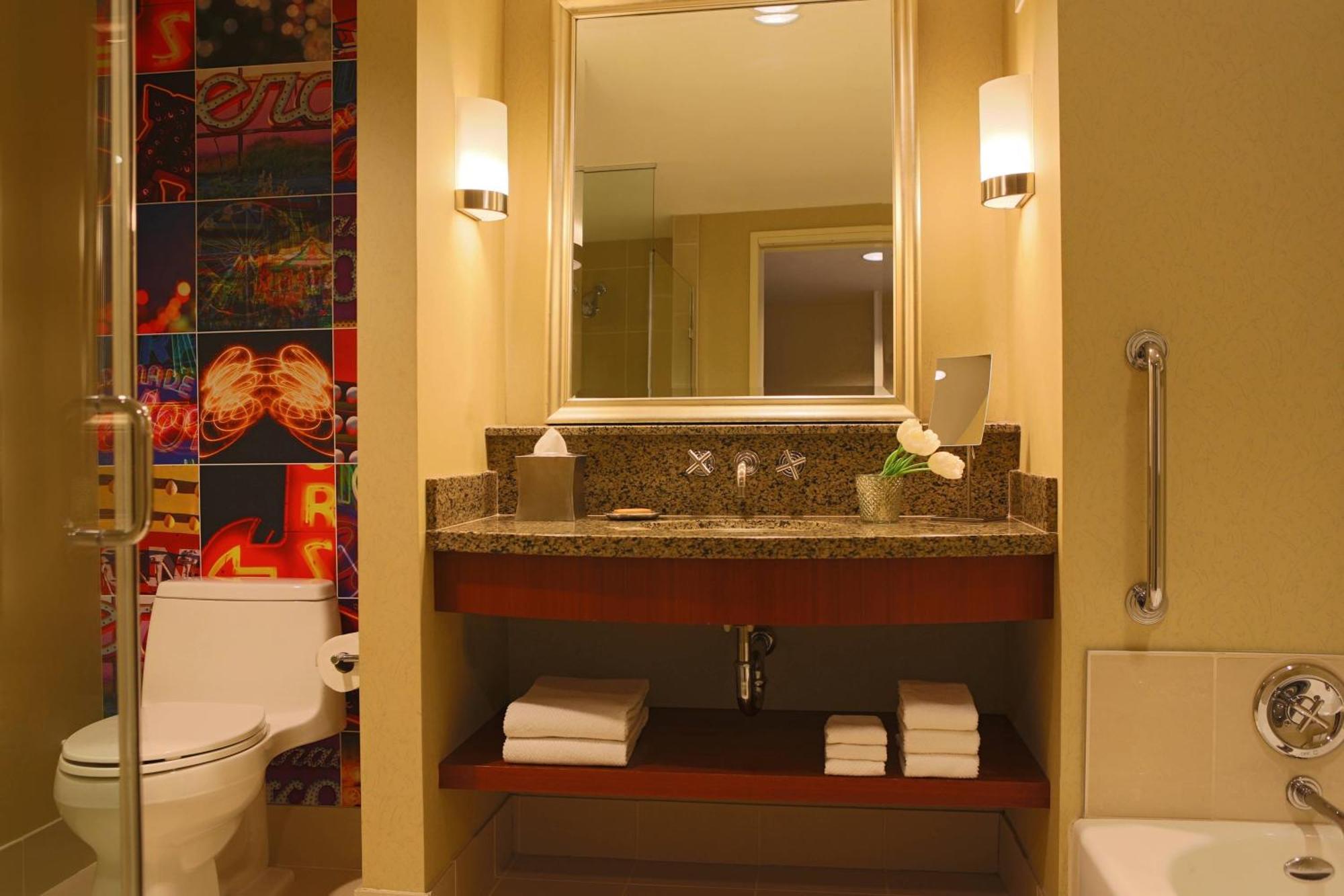 King Room City View,1643157915:JPEG